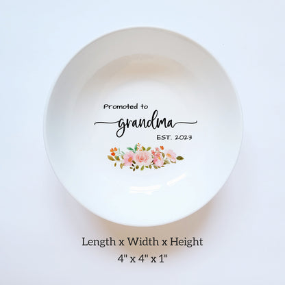 Personalized Baby Reveal Announcement for Grandma - Ceramic Jewelry Dish Ring Holder